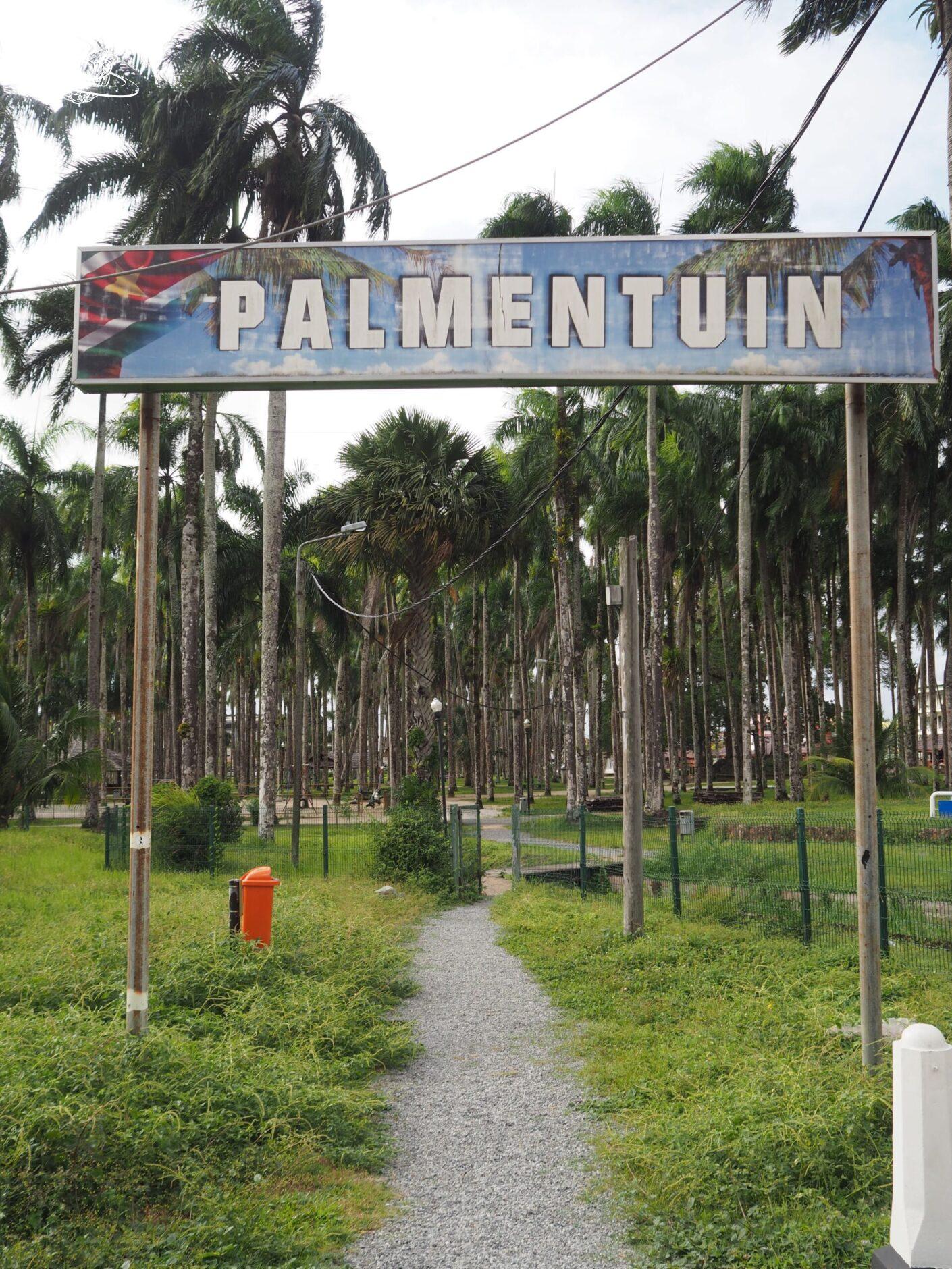 Schild „Palmentuin„ vor Palmenpark