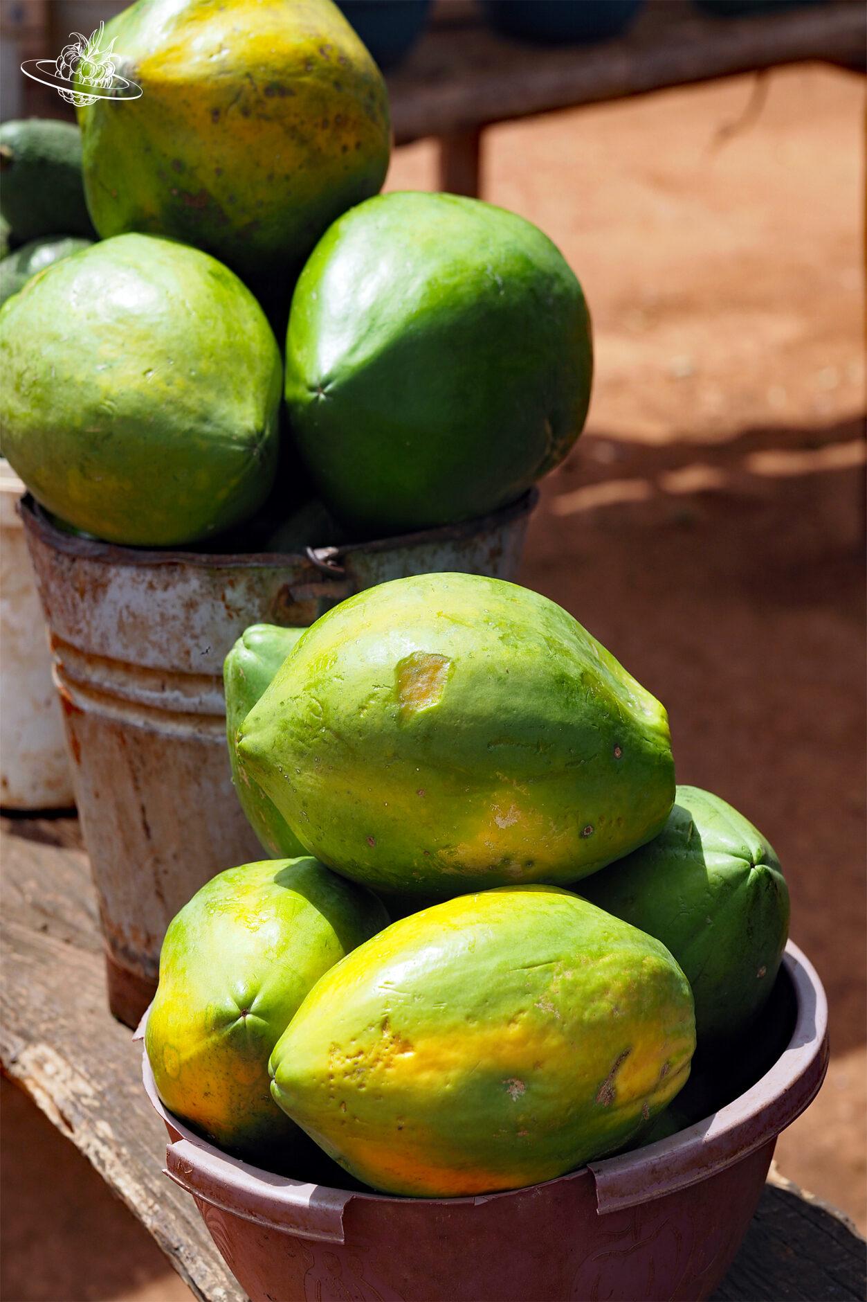 grosse fruechte in Ruanda