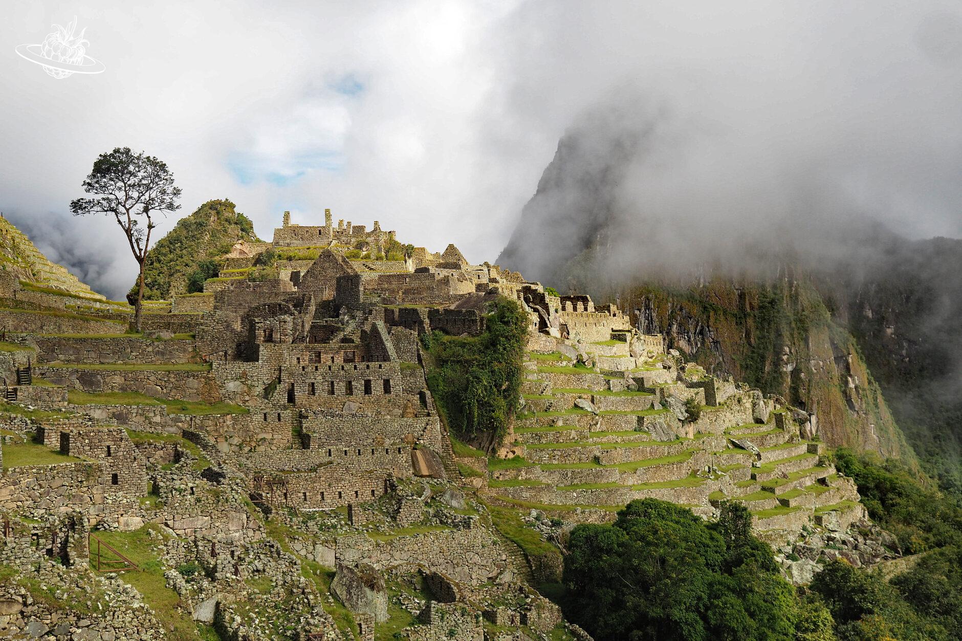 Bebauter Hügel am Machu Picchu