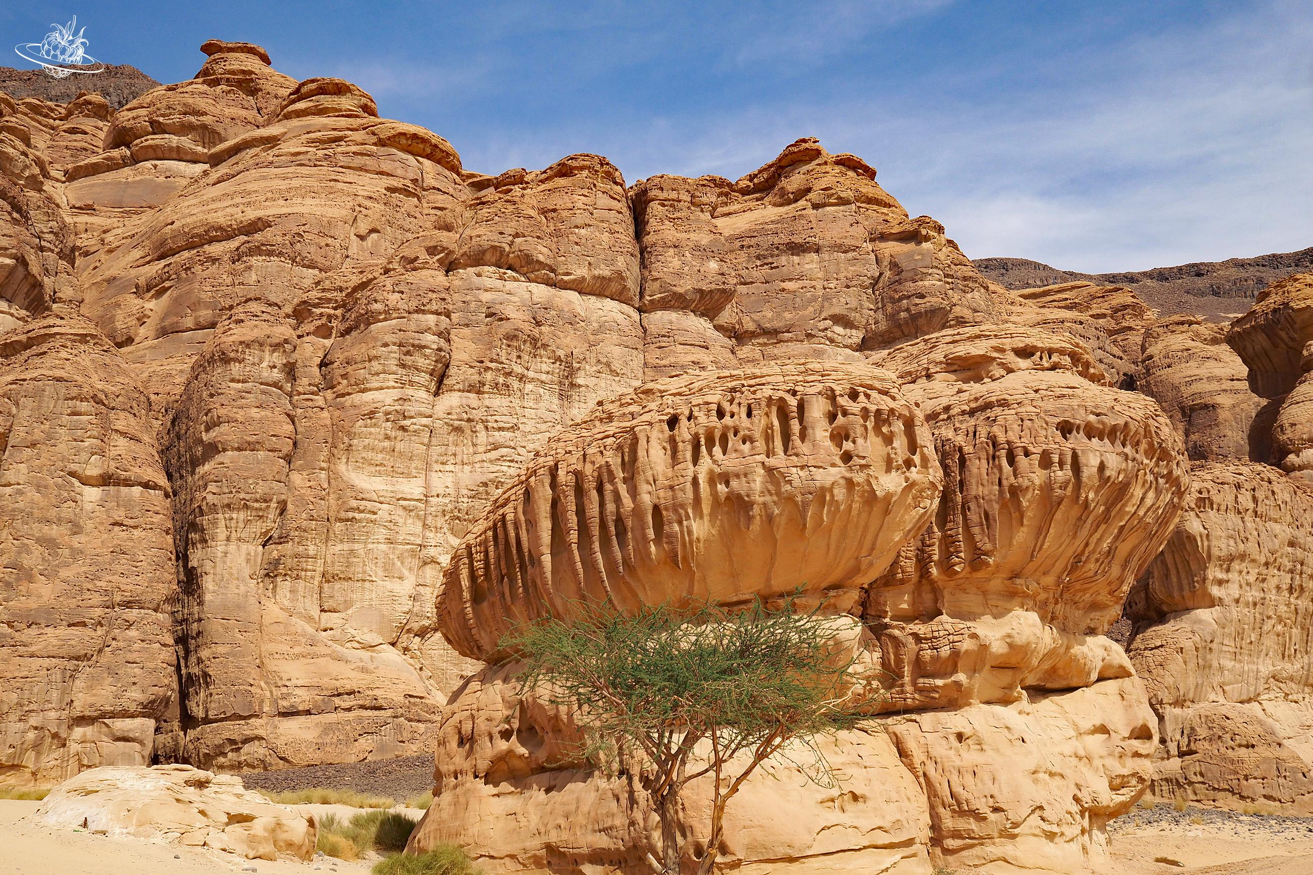 Grosse und imposante Felsinformationen