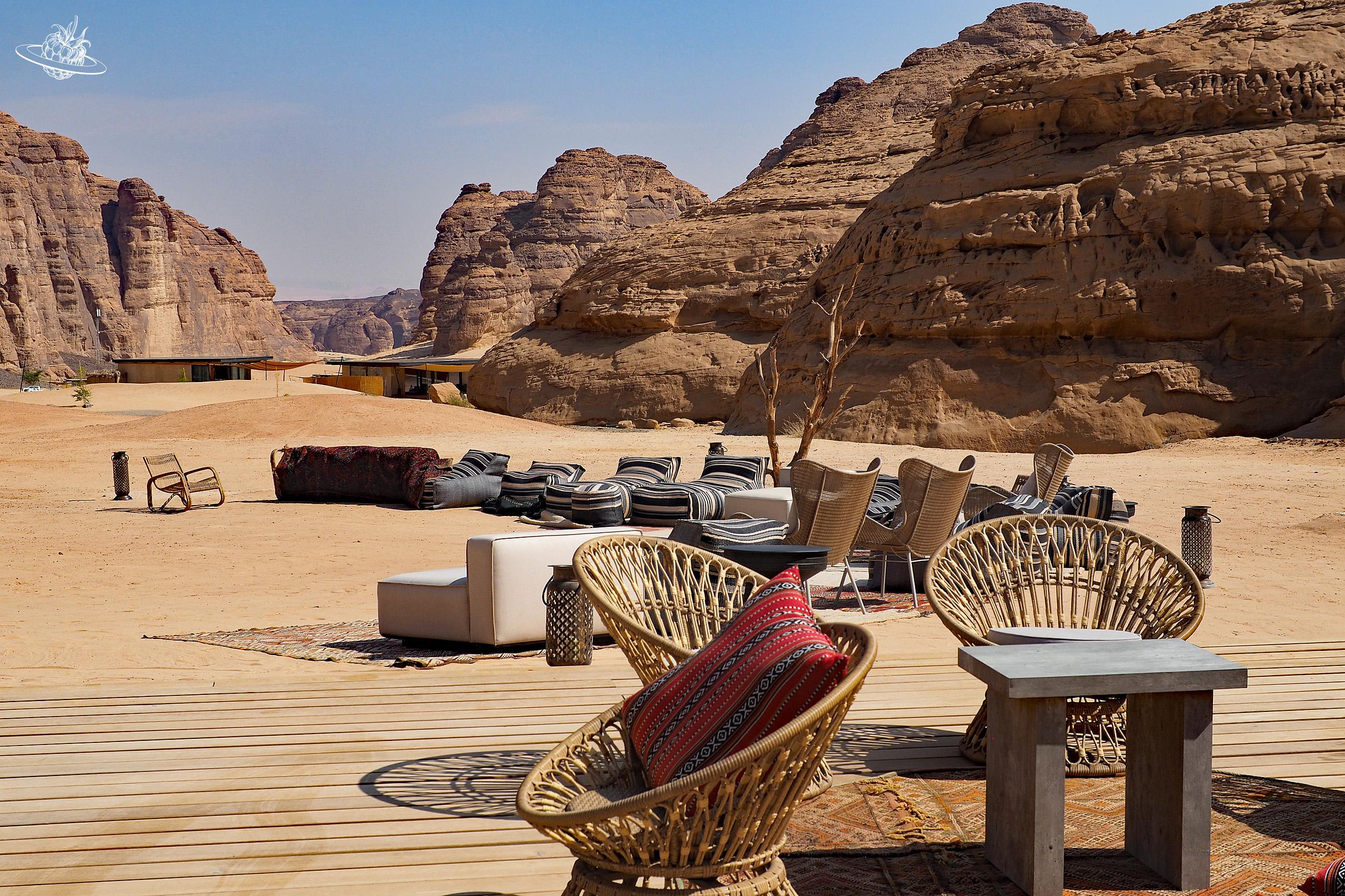 Diverse Sitzgelegenheiten im Hotel Al Ula