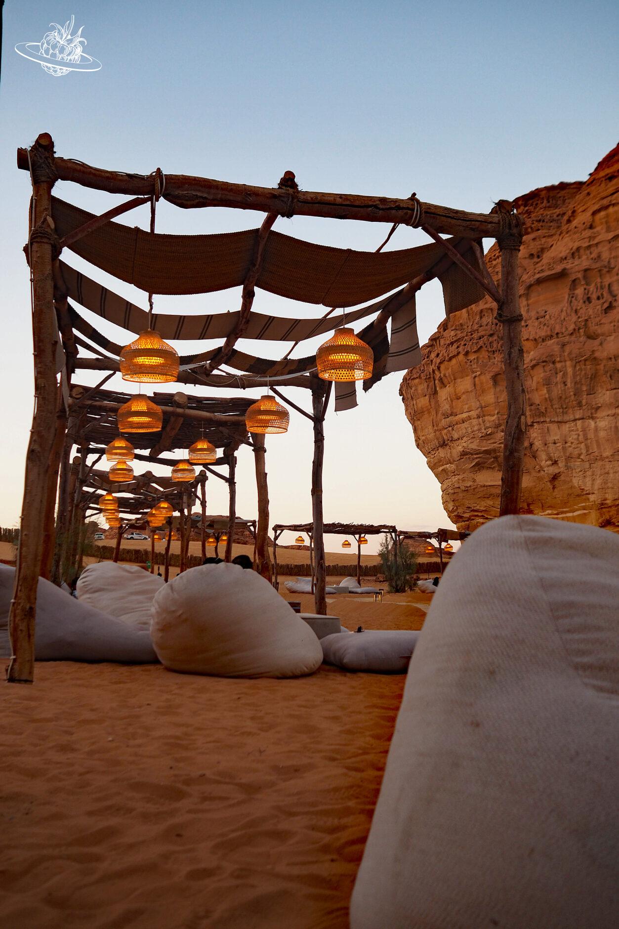 Lounge und Lampen beim Elefanten Rock