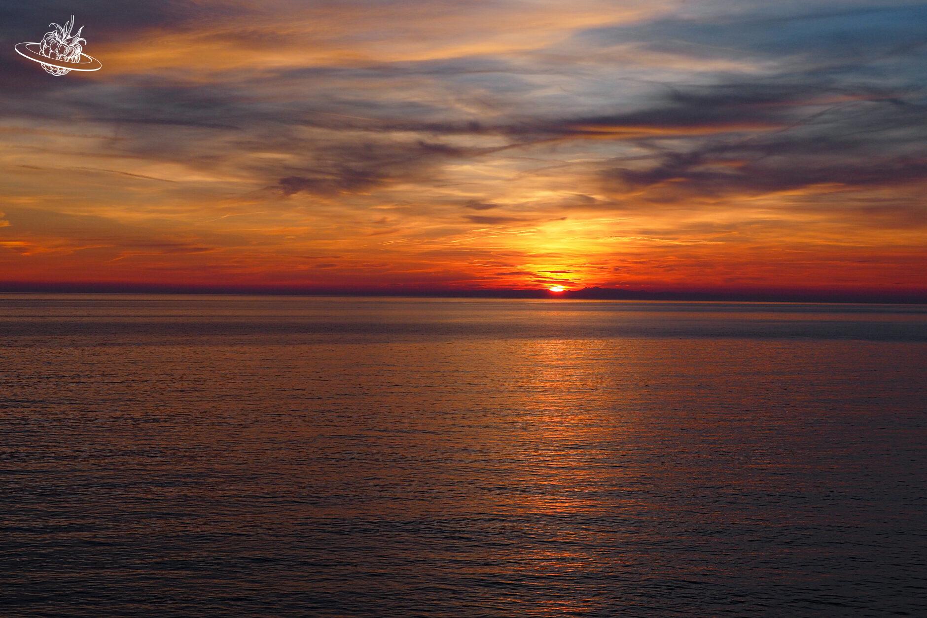 Sonnenuntergang über dem Meer
