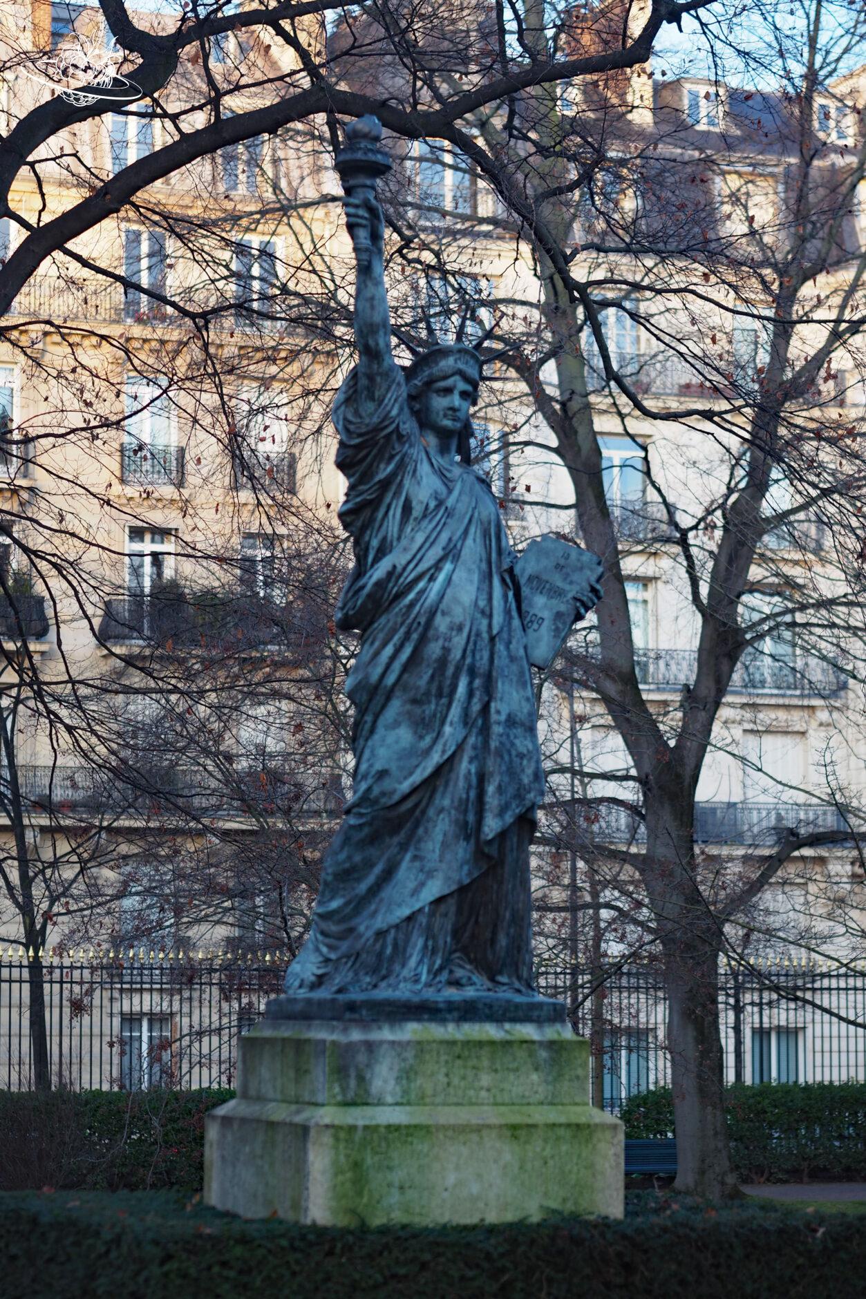 Freiheitsstatue in Paris