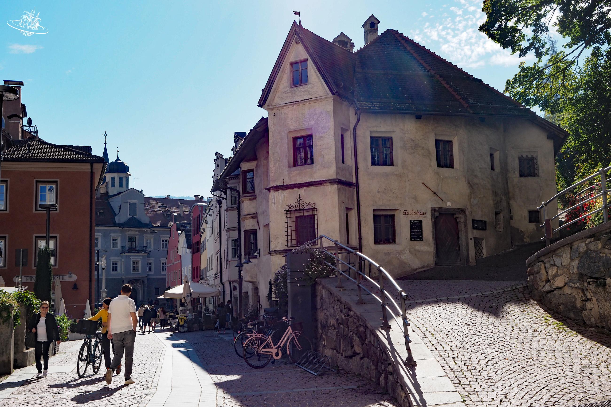 Schöne Häuser in Bruneck