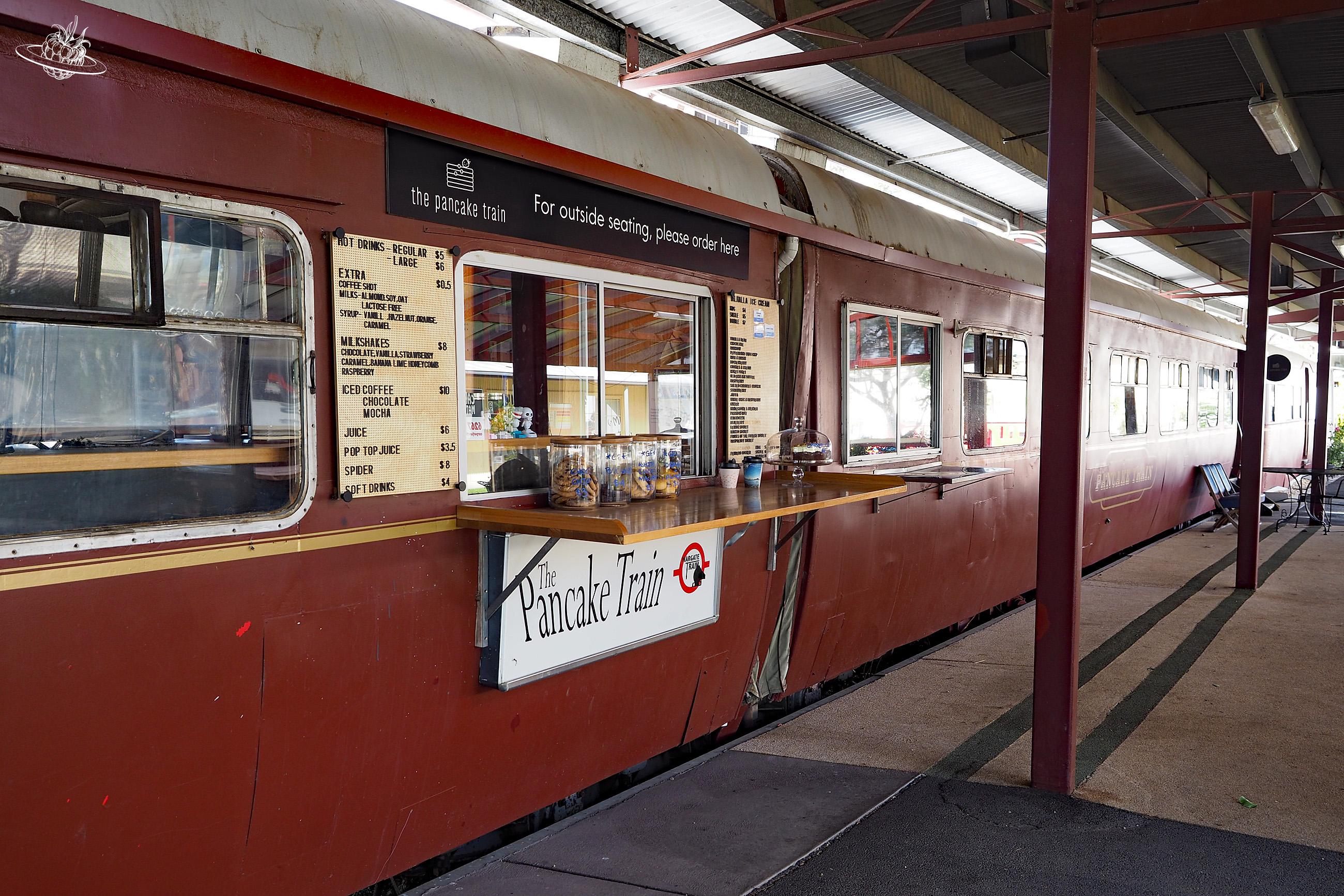 Pancake Train: Kaffee und Spielplatz