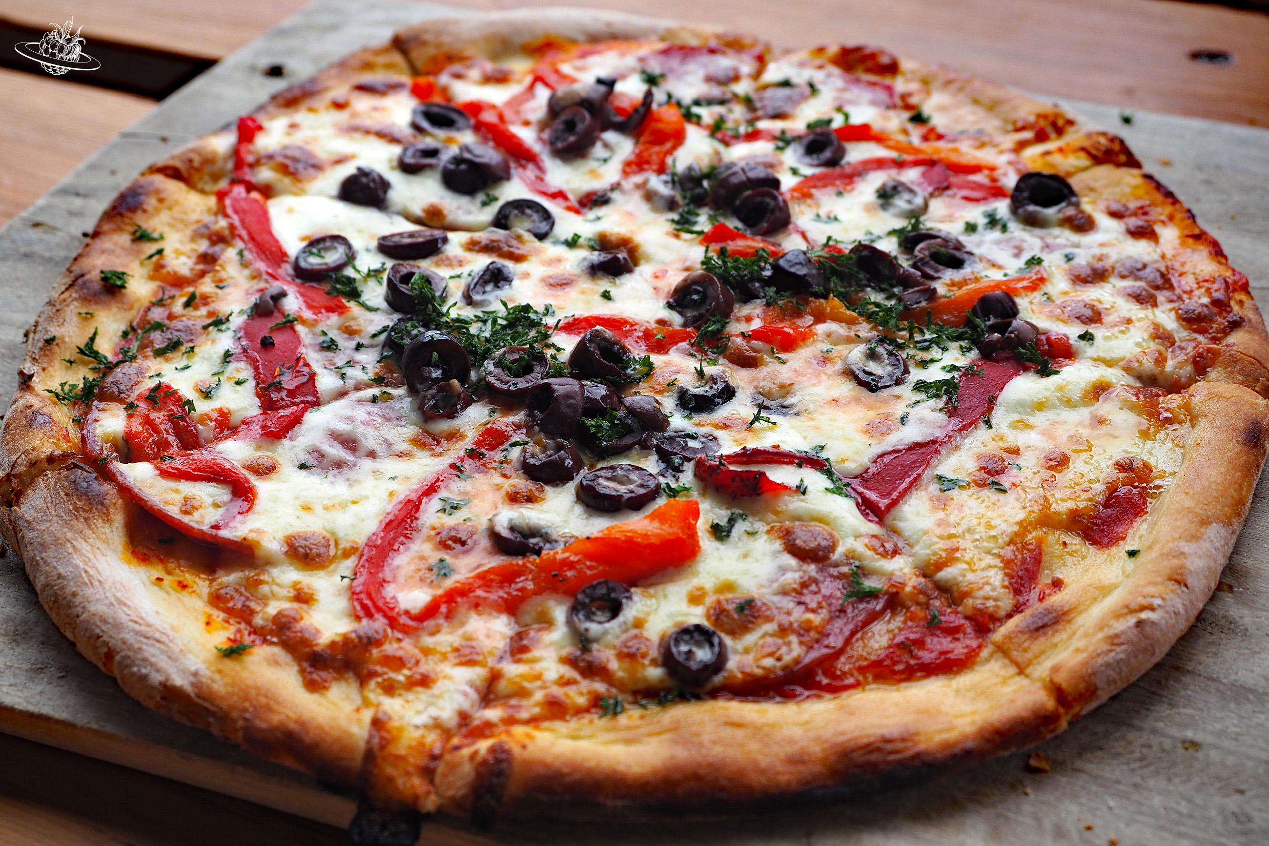 Pizza in der Lucky Bay in Australien