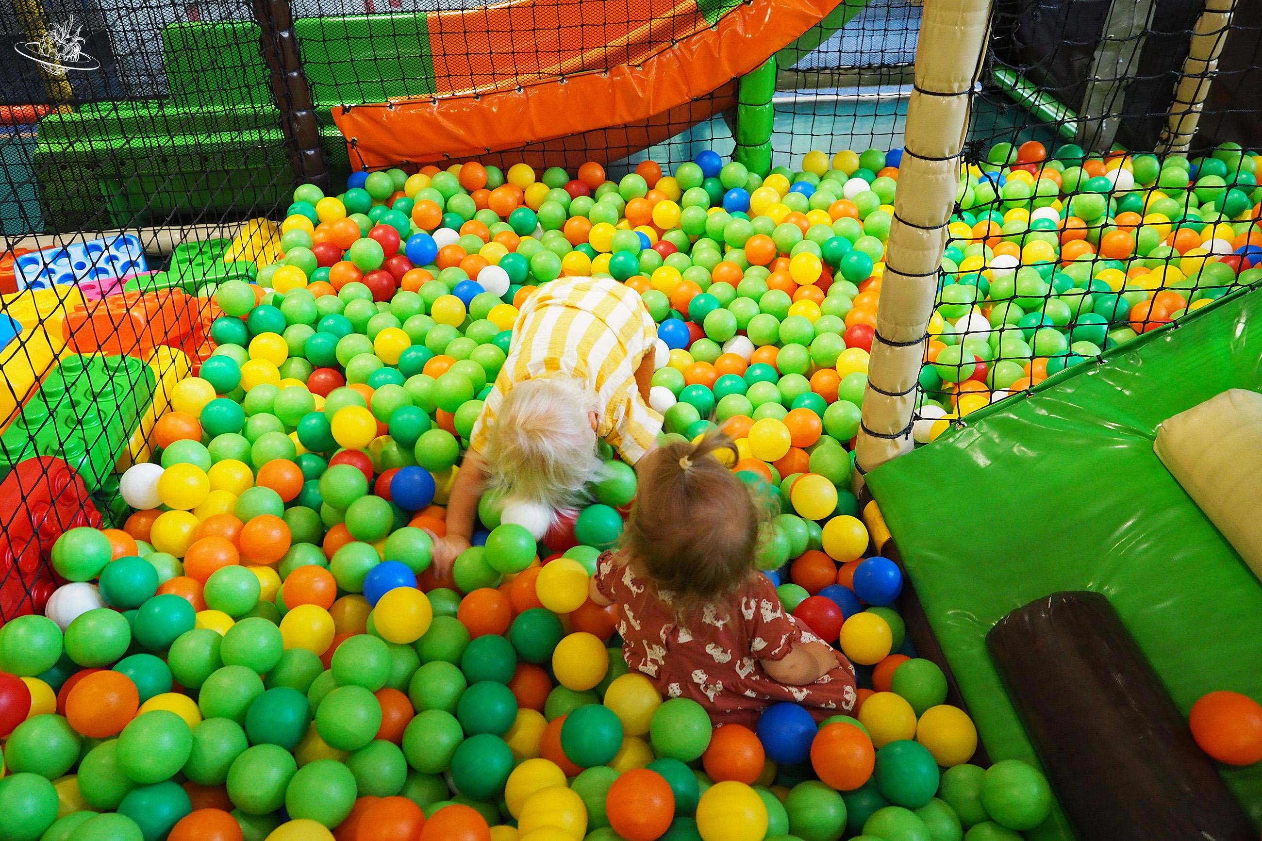 Bällebad in der Fundorena im Feldbergerhof